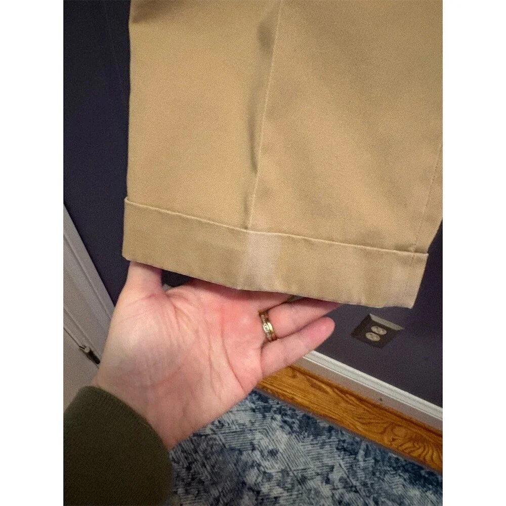 Brooks Brothers Advantage Chino Mens 38x30 Beige Pleated Cuffed Pants - Picture 5 of 9